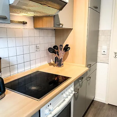 Fuer 3 Gaeste Messe- Und Citynah Apartment *