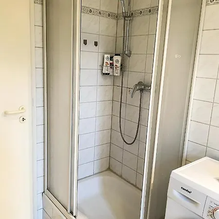 Fuer 3 Gaeste Messe- Und Citynah Appartement *