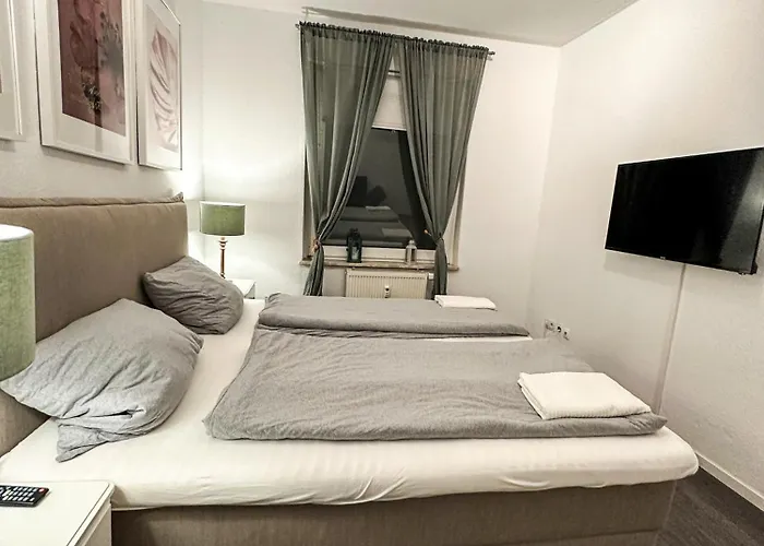 Fuer 3 Gaeste Messe- Und Citynah *